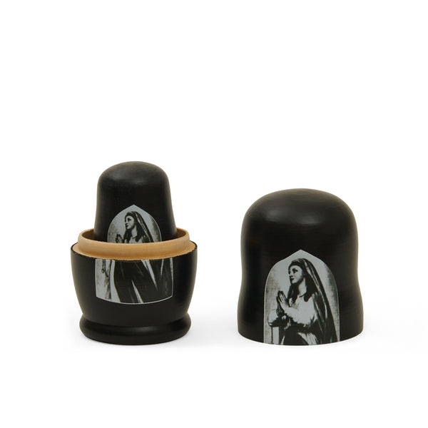 NESTING DOLLS